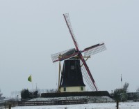 Mühle in Serooskerke im Winter